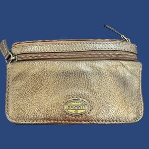 Fossil Metallic Bronze Leather Explorer Flip Clutch/ Wallet